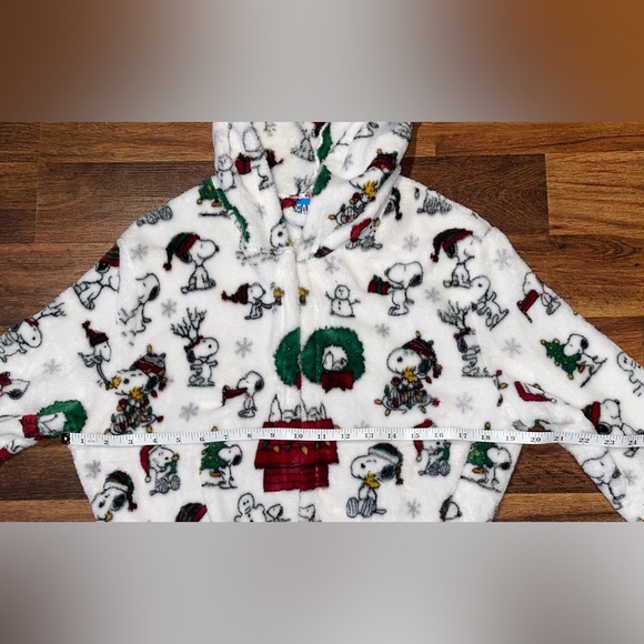 ⚫️Snoopy robe - Picture 2 of 5